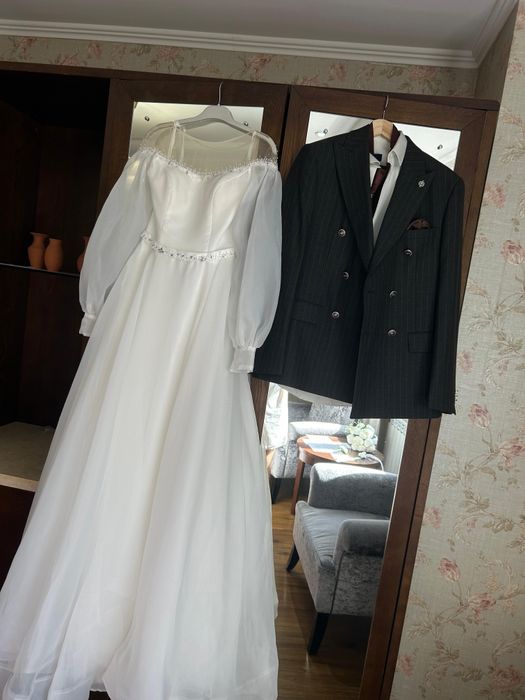 Свадебная платья и  Костюм