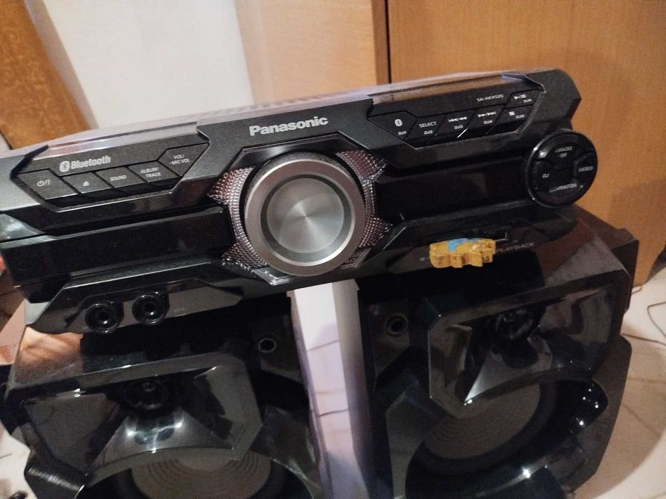 Продава се Panasonic sc-akx520e