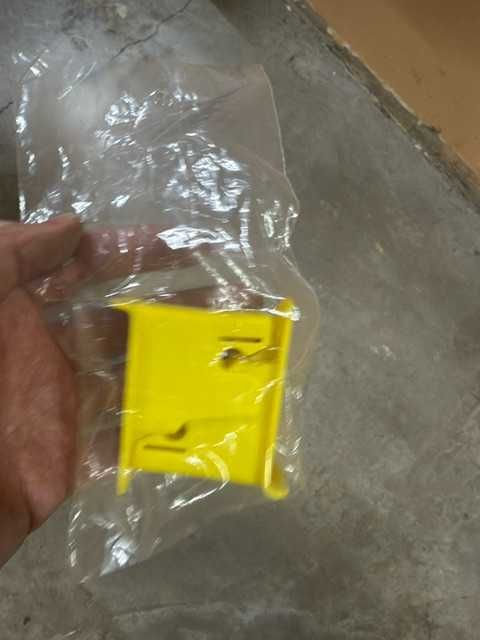 Детско столче с база за кола Vinicci Ergo