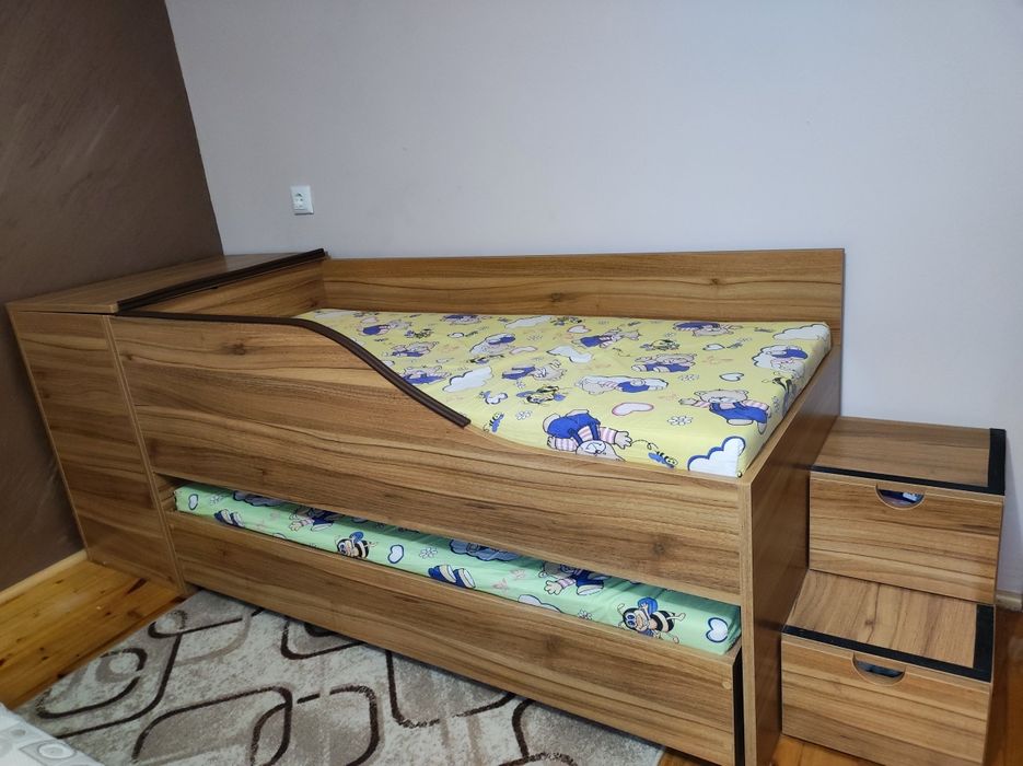 Детско легло- сандвич