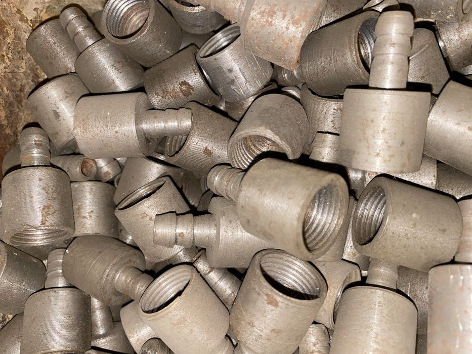 Фитинги, сгоны, отводы, углы, тройники, крестовины, фланцы, задвижки