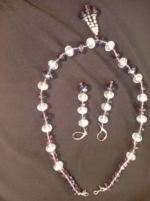 Продам украшения натуральные камни