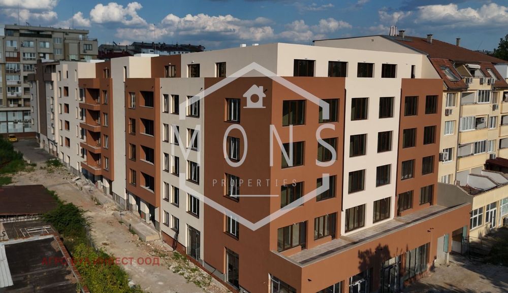 Продава се Тристаен апартамент в Велико Търново, Бузлуджа - 153 кв.м за 561 €/кв.м - Снимка #1