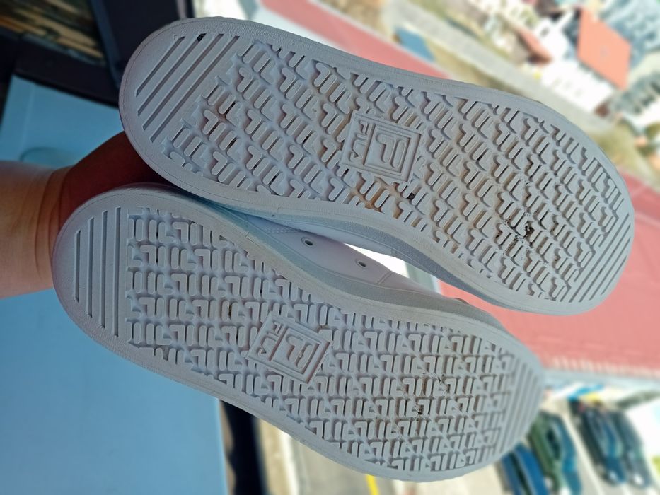 adidasi fila pokemon 36,5