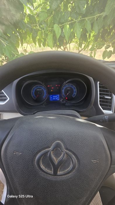 Yuk mashina Changan T3