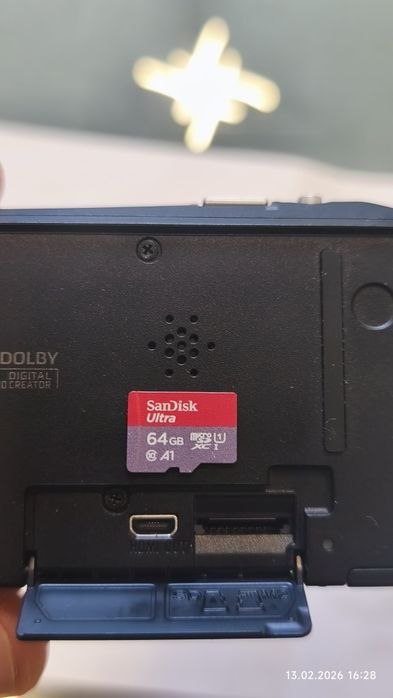 Камера Sony HDR-CX240E