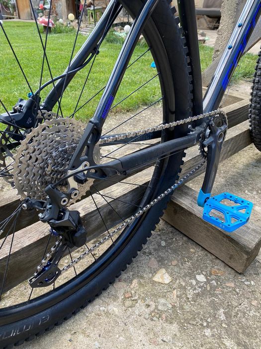 Bicicleta mtb Carrera hellcat 29 full custom vand urgent pot negocia