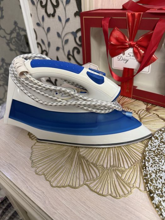 Продается утюг фирмы Palson