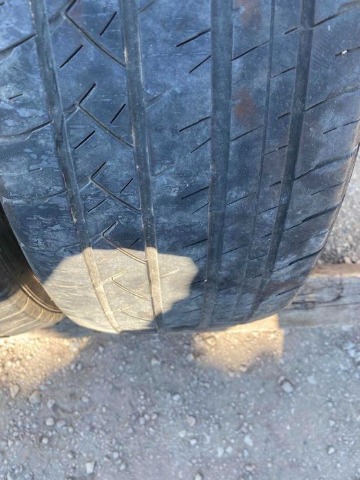 2 броя летни гуми Roadmarch 235/55 R17 Dot 0122 ном 180