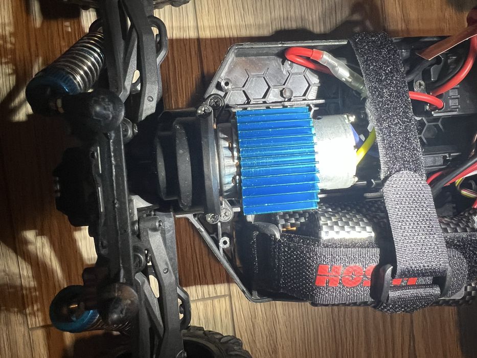 RC  1:10 Hosim RC Monster Truck 48+ KMH 4X4 Off-Road RC