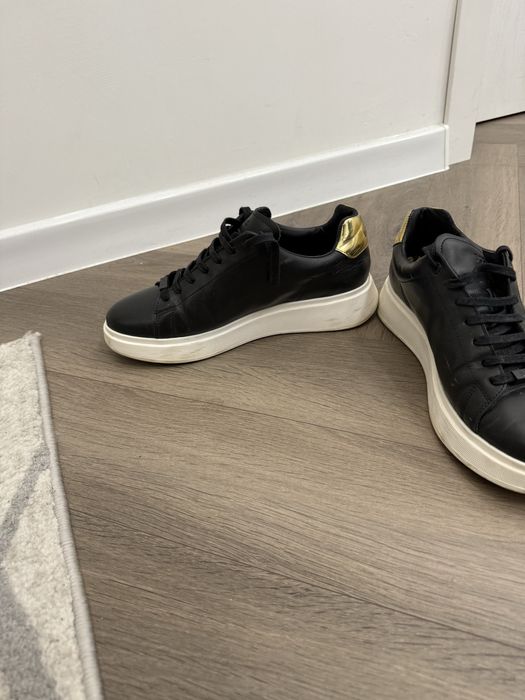 мъжки обувки Boss