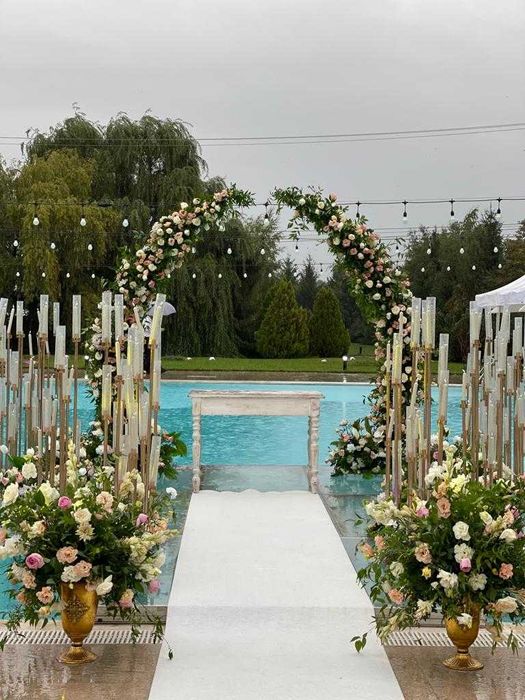 Aranjamente florale cu flori naturale, foto corner, arcade baloane