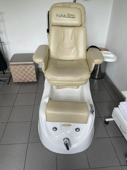 Педикюрное кресло