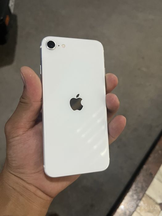 Iphone SE 2020 64GB/74% yomkis LLA sim esim