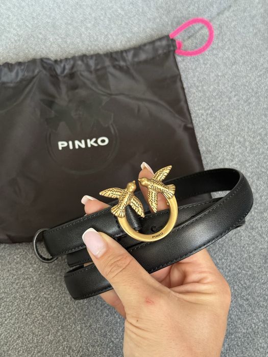 Черен колан Pinko