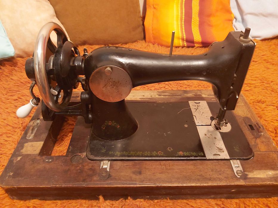 Стара шевна машина