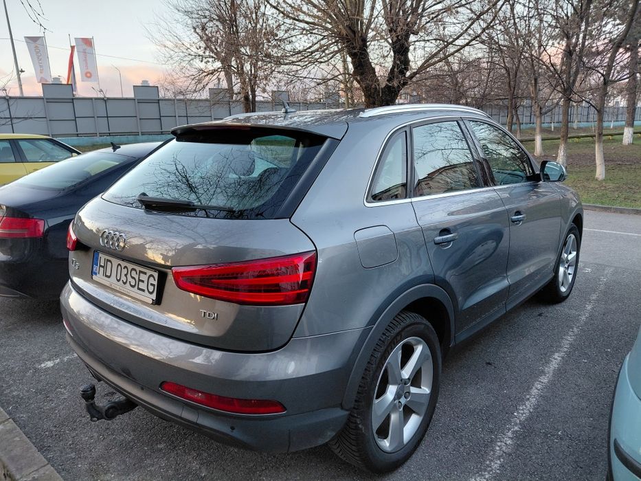 Audi Q3, 20 tdi 140 cp