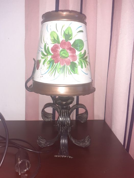 Нощна лампа от ковано желязо