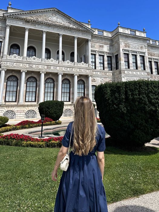 Платье темного синего цвета