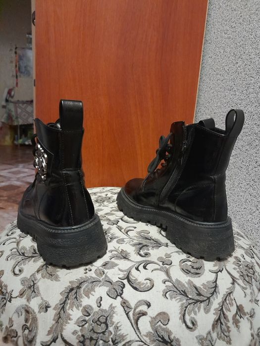 Ботинки для девочки