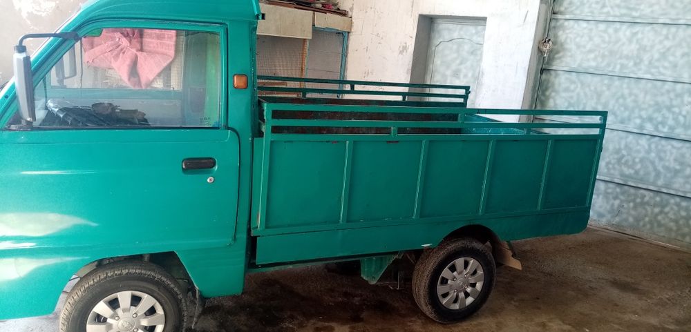 Лабо автомобили сотилади