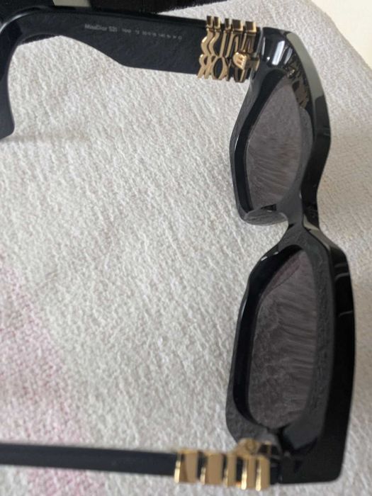 Miss Dior S21. Черни  квадратни слънчеви очила