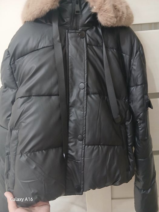 Женская новая куртка