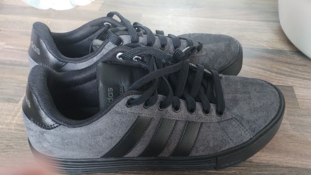Маратонки Adidas
