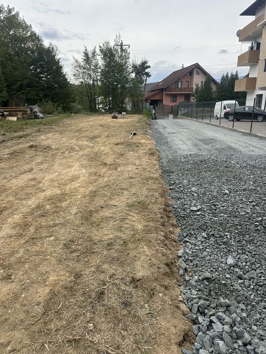 Se vinde teren ultracentral pentru 6 case .