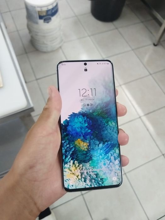 Samsung s20plus 128gb