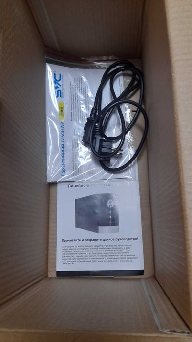 SVC V-800-F Источник бесперебойного питания