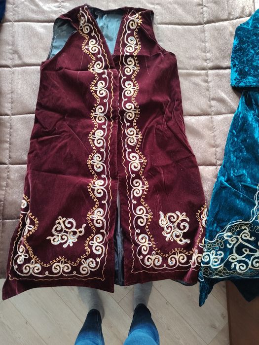 Продам чапан и камзол НОВЫЙ