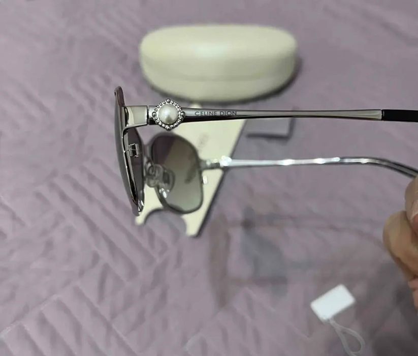 солнцезащитные очки Celine Dion