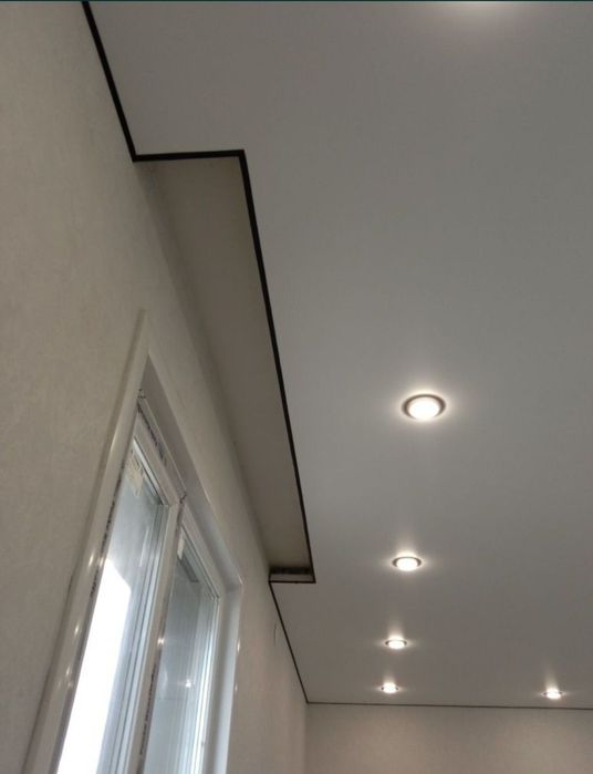 Натяжные потолки .