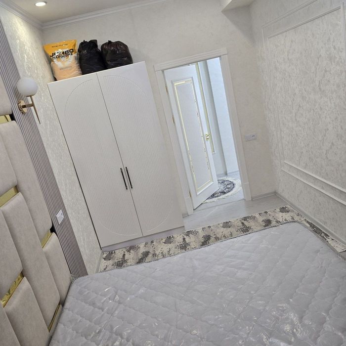 Yakkasaroy tumanida oybek metrosiga yaqin joyda ijaraga uy beriladi