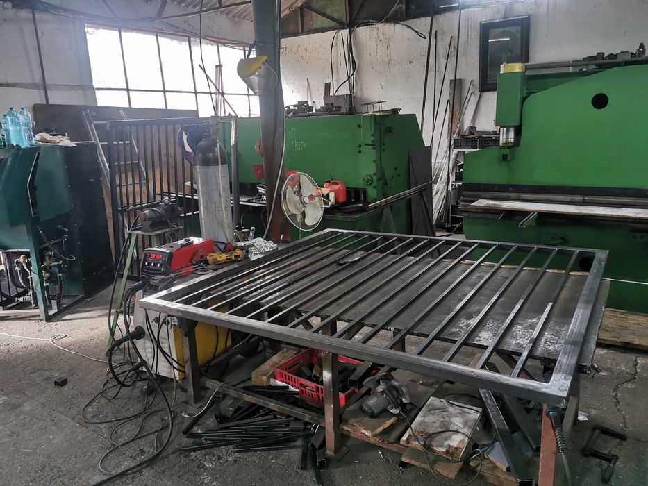 Confectii Metalice-Automatizari-Lăcătușerie Confectii  Terasamente-Hal