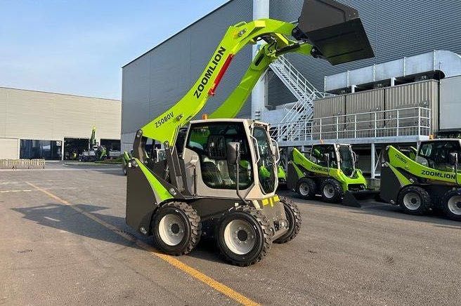 Новый мини-погрузчик Zoomlion ZS080V