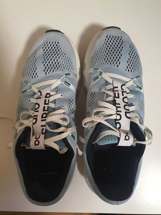 On Cloudsurfer  N43-44