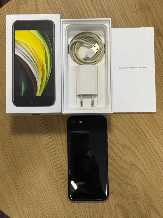 iPhone SE 2020 Black 64 GB