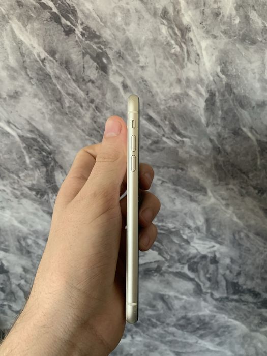 Продам iphone (айфон) 11 128gb