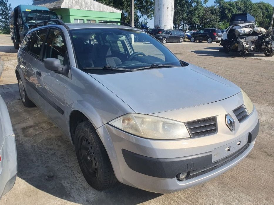 Dezmembrez Renault Megane 2 motor  1.6 benzina 112cp, K4M, Clio cutie de viteze dezmembrari piese
