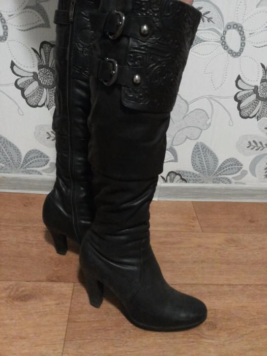 Продам Зимние сапоги