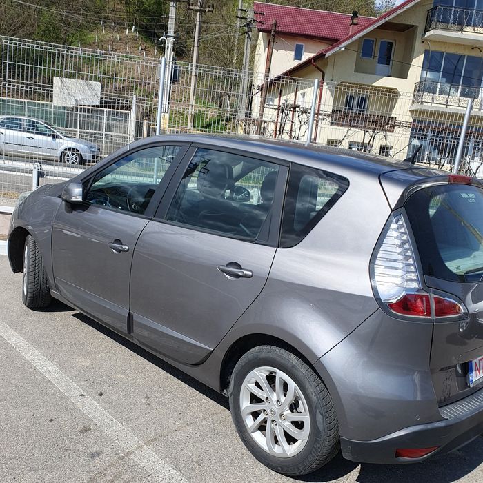 Renault Grand Scenic 1.5 Dci 110 CP