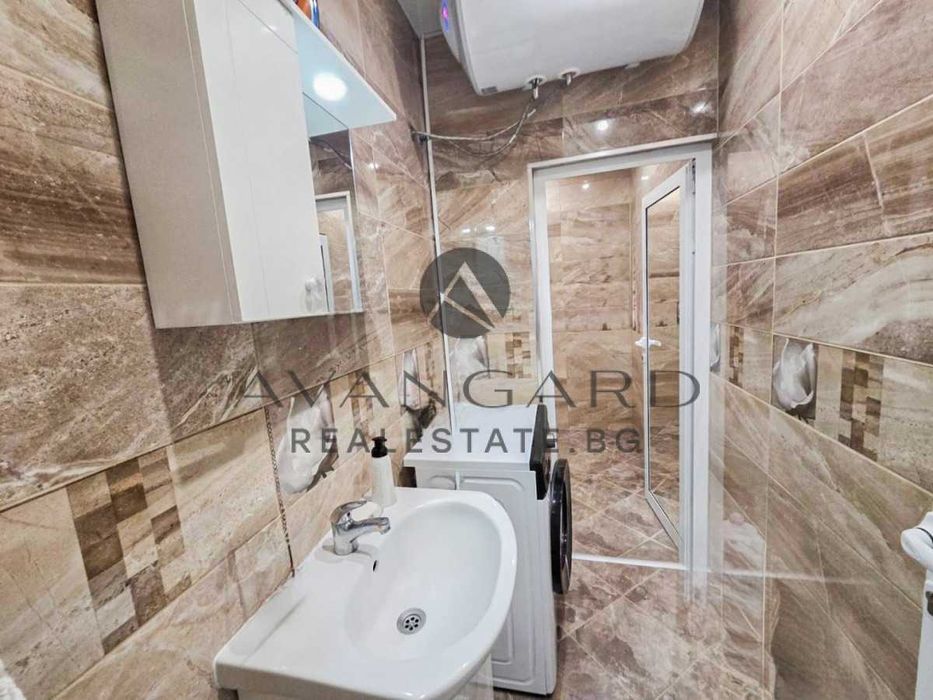 Продава се Тристаен апартамент в Пловдив, Тракия - 72 кв.м за 850 €/кв.м - Снимка #4