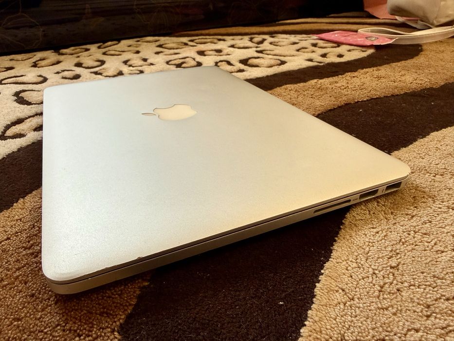 Macbook PRO 13 2015 года SSD 500GB