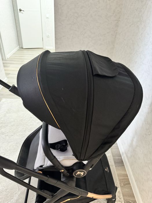 Продам коляску НЕДОРОГО