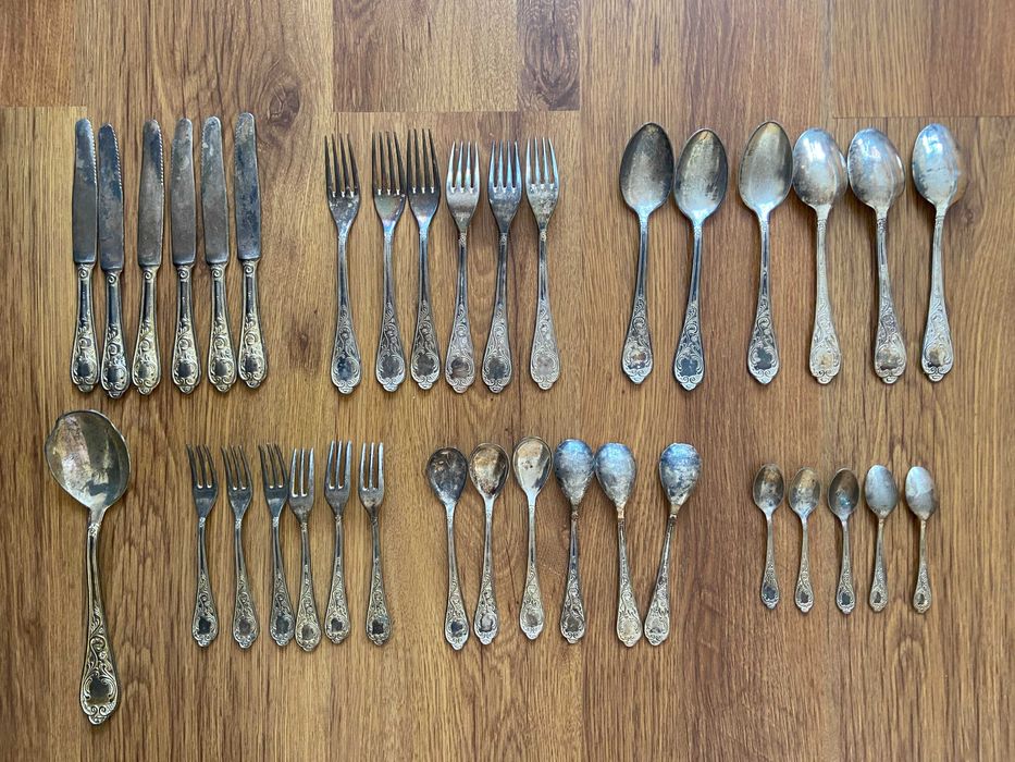 Посребрени прибори Epzing, V.P.C.P, A.800 - 37 части