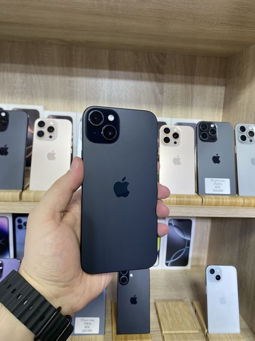 Iphone 15+ black