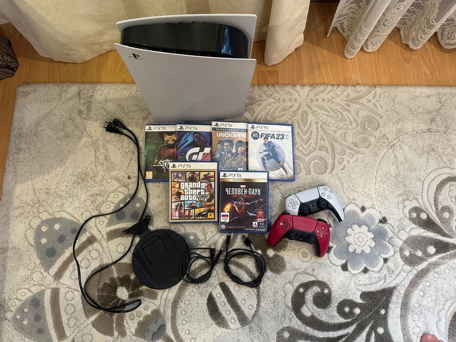 Продаю срочно Play station 5