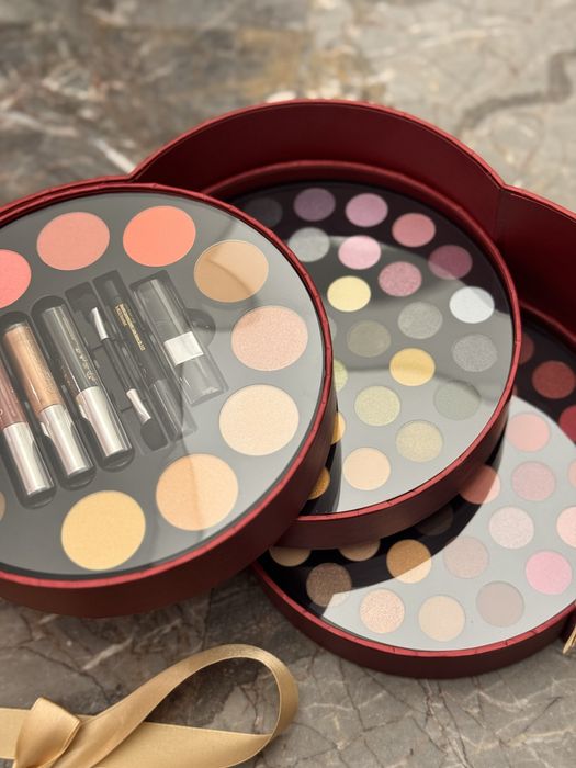 Палитра Douglas 2025